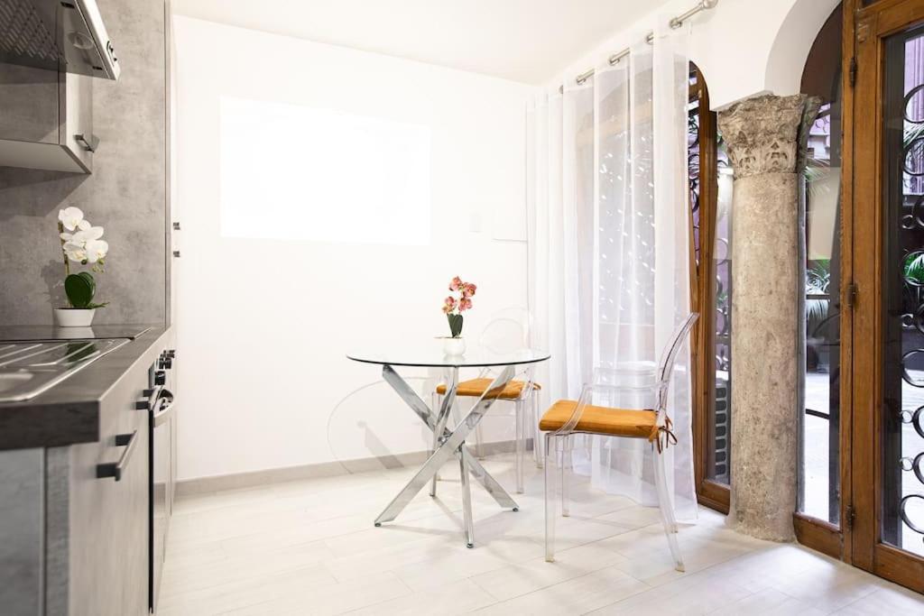 Memorable Jacuzzi Suite Navona Roma Exterior foto